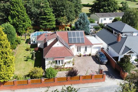 4 bedroom detached bungalow for sale, Highmore Street, Hereford HR4