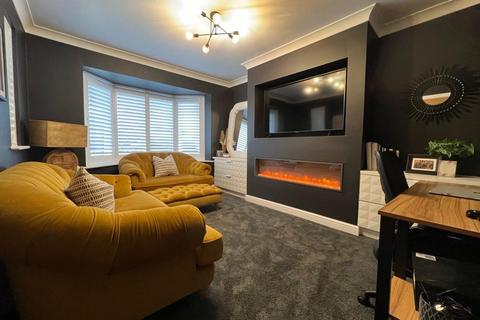 4 Heron Drive, Brampton Bierlow, Rotherham, S63 6BZ