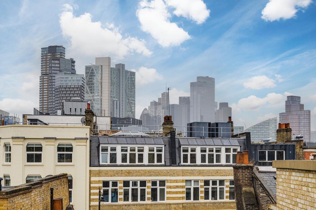 Flat 3, 42 Hoxton Square, London N1 6 PB-21