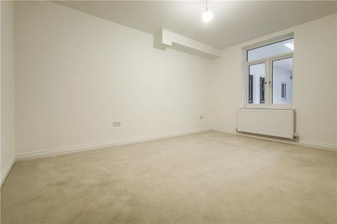 1 bedroom apartment for sale, Guildford Street, Surrey KT16