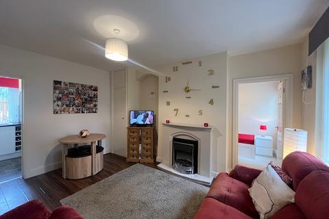 3 bedroom ground floor flat for sale, 86 Kingsmere Gardens Walker Newcastle upon Tyne