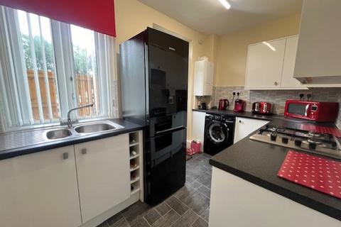 3 bedroom ground floor flat for sale, 86 Kingsmere Gardens Walker Newcastle upon Tyne