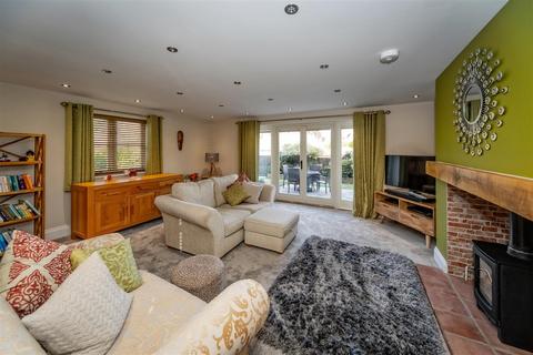 4 bedroom detached house for sale, Chapel Farm Close, Elston