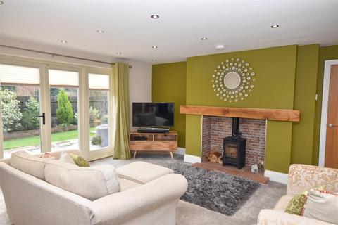 4 bedroom detached house for sale, Chapel Farm Close, Elston