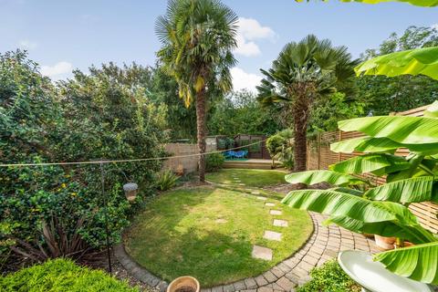 37 Hillcrest View, Beckenham, BR3 3EH