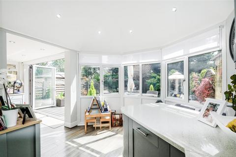 54 Goldsborough Crescent, London, E4 6PZ