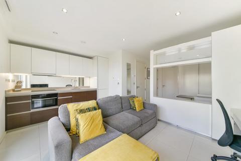 undefined, Baltimore Wharf, London, E14