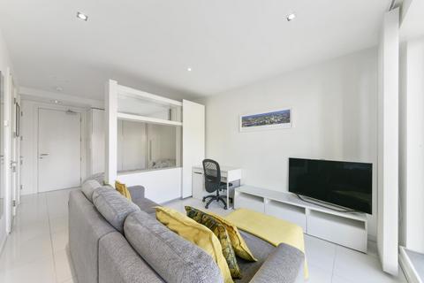 undefined, Baltimore Wharf, London, E14
