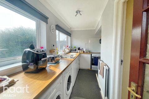 3 bedroom semi-detached house for sale, Cherryholt Avenue, March