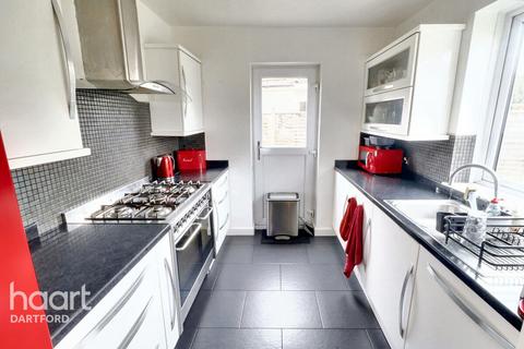 3 bedroom semi-detached house for sale, St Vincents Road, Dartford