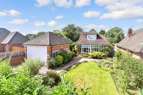 4 bedroom chalet for sale, Cannon Grove, Fetcham, Surrey