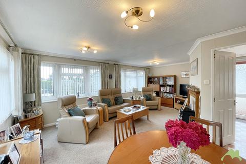 2 bedroom park home for sale, Havenlyn Residential Retirement Park, Lancaster New Road, Preston