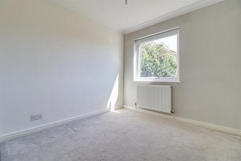 2 bedroom flat for sale, Crescent Road, Leigh-on-Sea SS9