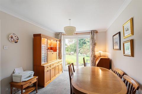 21 Appleton Court, Bishopthorpe, York, YO23 2RY