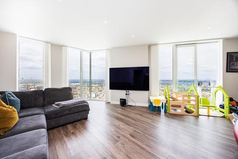 3 bedroom flat for sale, Saffron Central Square, Croydon CR0