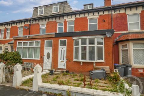 9 bedroom terraced house for sale, Northumberland Avenue, Bispham