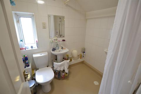 2, Wood Court Bargates, Leominster, HR6 8HB