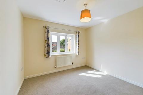 50 Woodvale Kingsway, Quedgeley, Gloucester, GL2 2BE