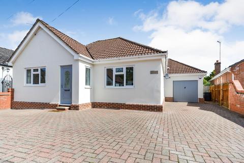 4 bedroom detached bungalow for sale, Centre Drive, Newmarket CB8