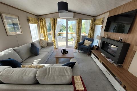 2 bedroom lodge for sale, Bedford Bank, Welney PE14