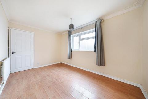 1 bedroom maisonette for sale, Aylesbury,  Buckinghamshire,  HP20