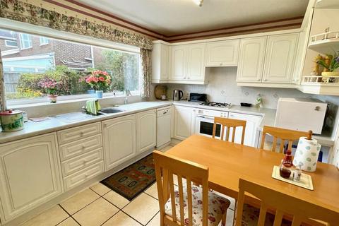 4 bedroom detached house for sale, Liddell Drive, Llandudno