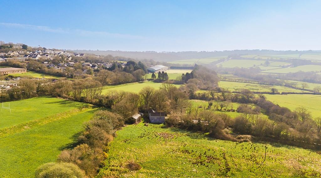 Watermeadows Bodmin 01208 74182