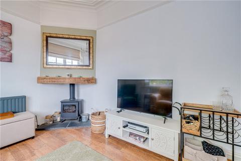 3 bedroom end of terrace house for sale, Milton Terrace, Yeadon, Leeds, West Yorkshire, LS19