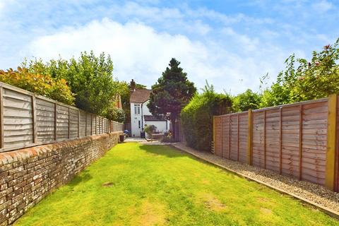 3 bedroom semi-detached house for sale, Crawley Road, Horsham RH12