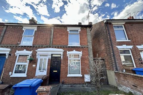 2 bedroom terraced house to rent, Nottidge Road, Ipswich IP4