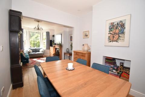 14 Alexandra Terrace, Exeter, EX4 6SY