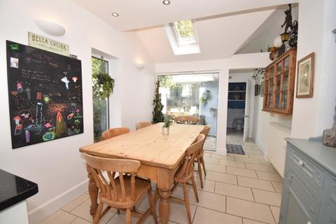 14 Alexandra Terrace, Exeter, EX4 6SY