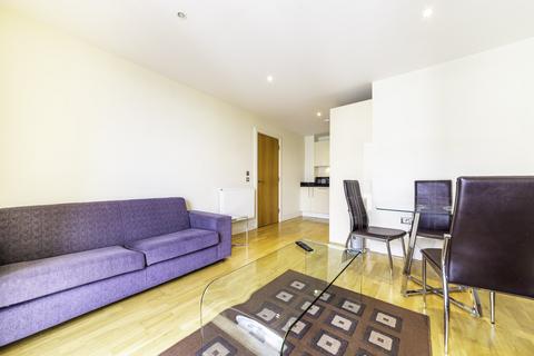 1 bedroom apartment to rent, Lanterns Way, London E14