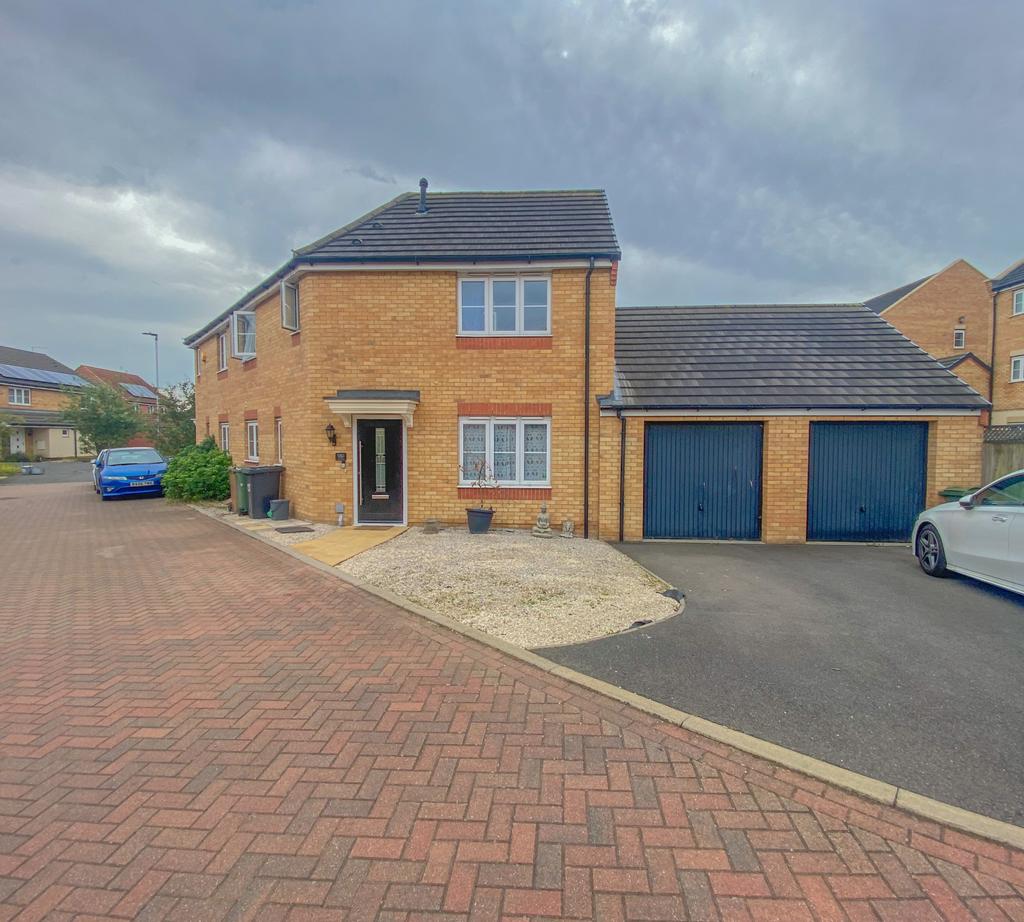 33 Shipton Grove, PE7 0 NE