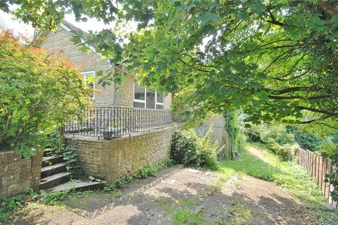 undefined, Bussage, Stroud, Gloucestershire, GL6