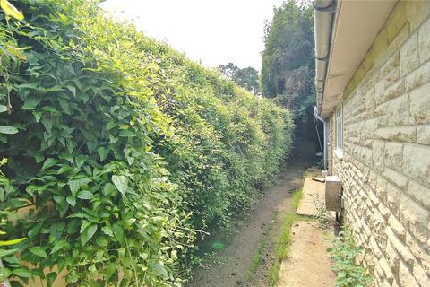 undefined, Bussage, Stroud, Gloucestershire, GL6