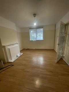 4 bedroom terraced house to rent, Crescent Road, Dagenham, RM10