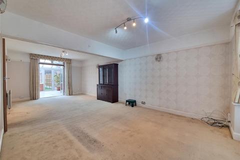 3 bedroom semi-detached house for sale, Norwood Road, Leicester