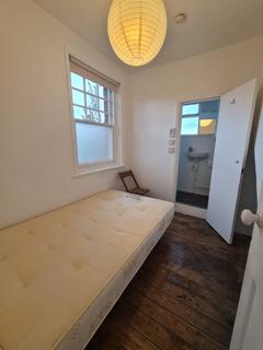 1 bedroom flat to rent, London N8