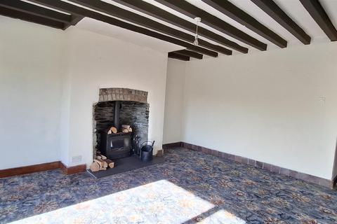 3 bedroom property for sale, Cadwgan Eglwysbach Colwyn Bay LL28 5SB