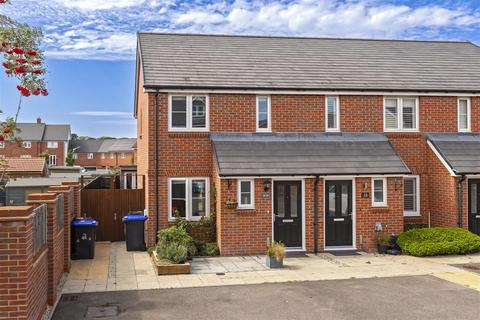 2 bedroom house for sale, Peony Grove, Worthing