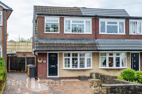 3 bedroom semi-detached house for sale, Cotswold Drive, Horwich, Bolton