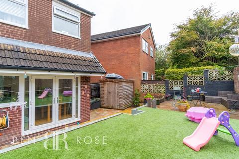 3 bedroom semi-detached house for sale, Cotswold Drive, Horwich, Bolton