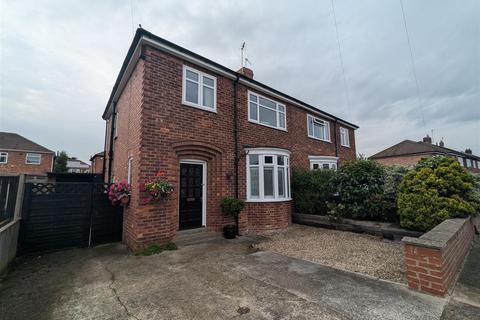 3 bedroom semi-detached house for sale, Swaledale Avenue, Darlington