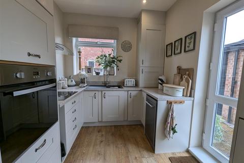 3 bedroom semi-detached house for sale, Swaledale Avenue, Darlington