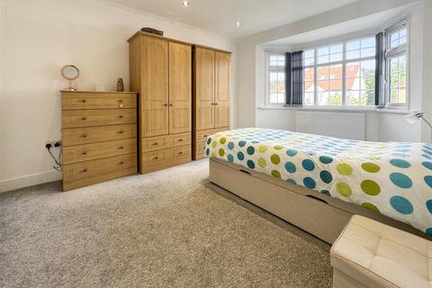 64 Argyle Avenue, Hounslow, TW3 2LF