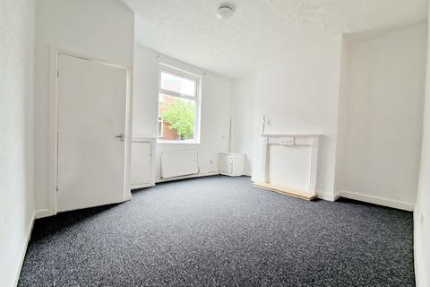 2 bedroom terraced house to rent, Potter Street, Bury, BL9