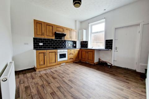 2 bedroom terraced house to rent, Potter Street, Bury, BL9