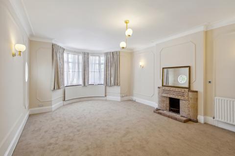 5 bedroom detached house to rent, Alexander Avenue, London