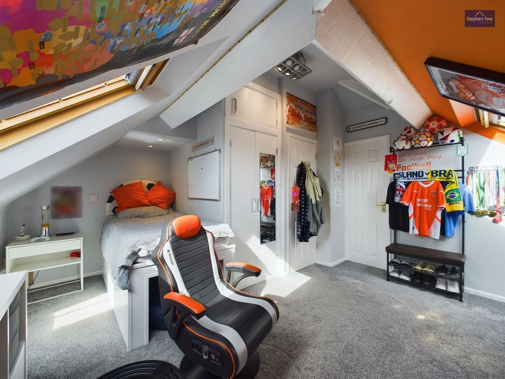 Bedroom 5